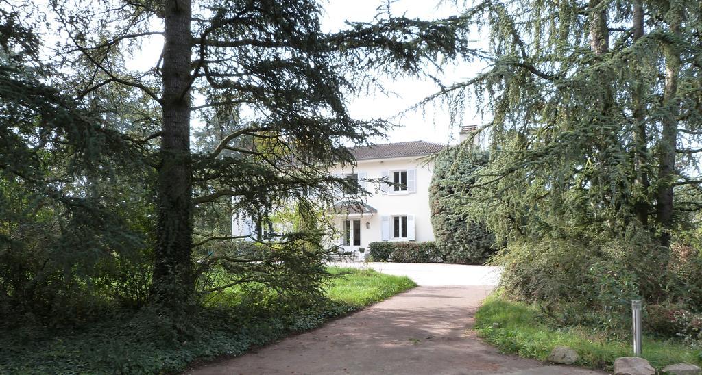 Bed and Breakfast La Maison de Roussille à Francheville  Extérieur photo